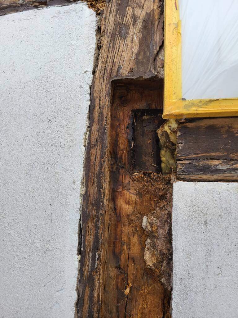 Zimmerei Andé Kasten - Höxter - Fachwerkgiebelhaus des Ackerbürgerhaustyps mit mittigem Dielentorbogen Godelheim